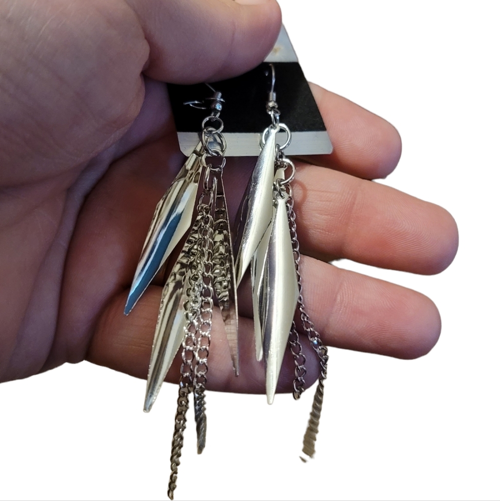Silver Color Earrings - Picture 2 of 3
